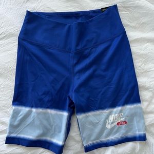 Nike Tight Fit 7” Biker Short